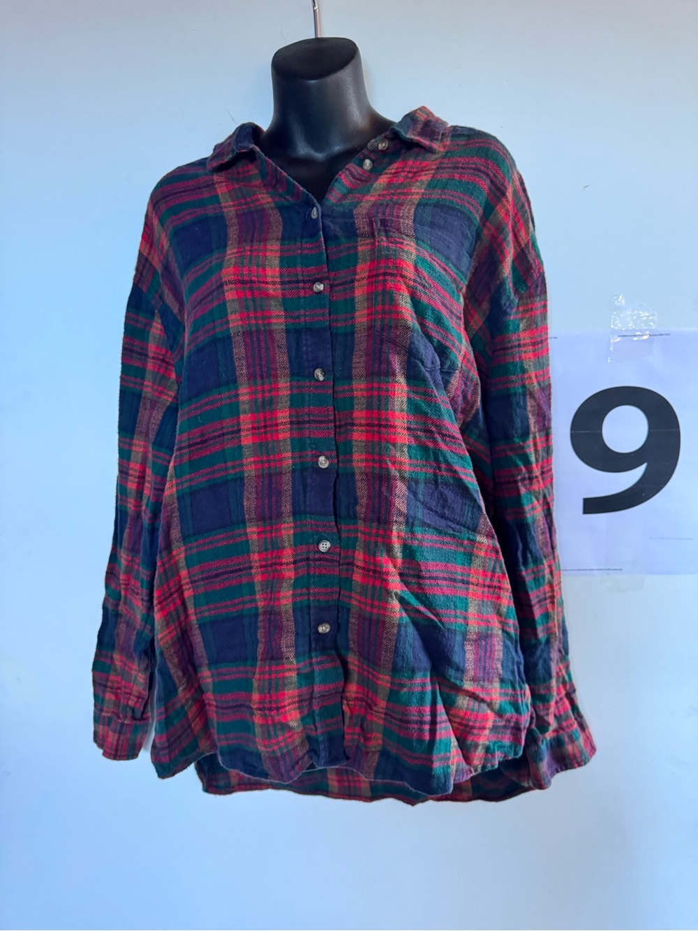 American Eagle Outfitters Plaid Button-Up Jacket in Red & Green